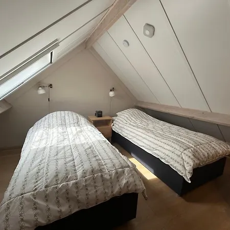 Duinengolf 46 - 3 Slaapkamers Tot 6p - Tuin Nabij Duinengebied Nyaraló